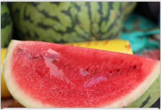 烈日吃瓜,夏日消暑美食之旅