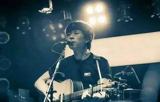 赵雷吃瓜照片,捕捉娱乐圈最新热点  第2张